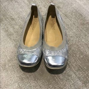 Girls classic chic dress shoes, slip on